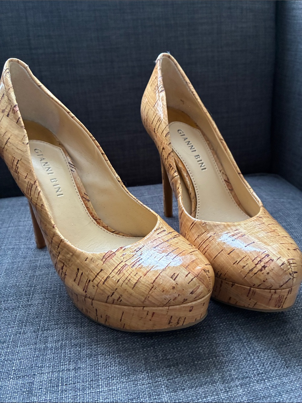 Gianni Bini Cork Tan Heels Size 6.5